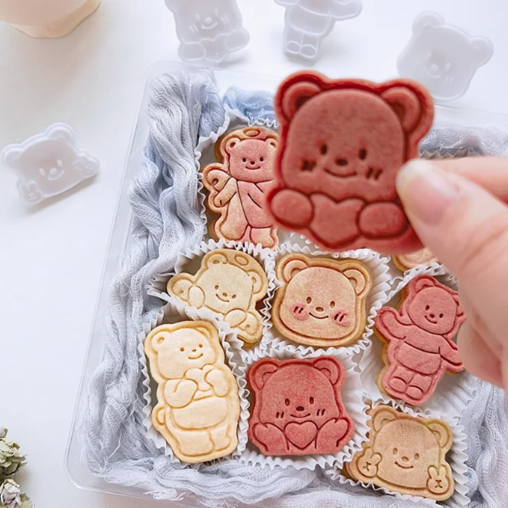 Kitchen Baking Supplies - แม่พิมพ์คุกกี้รูปหมีการ์ตูน นงโนเอี้ย สำหรับทำขนม คุกกี้ บิสกิต อุปกรณ์ทำขนมในครัว